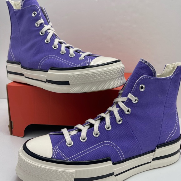 Converse Mn A12523C
CHUCK 70 PLUS HI
VIPER VIOLET/EGRET Purple High-Top Sneakers - Picture 11 of 16